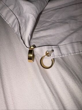 Gold Tone Minimalist Hoop Earrings